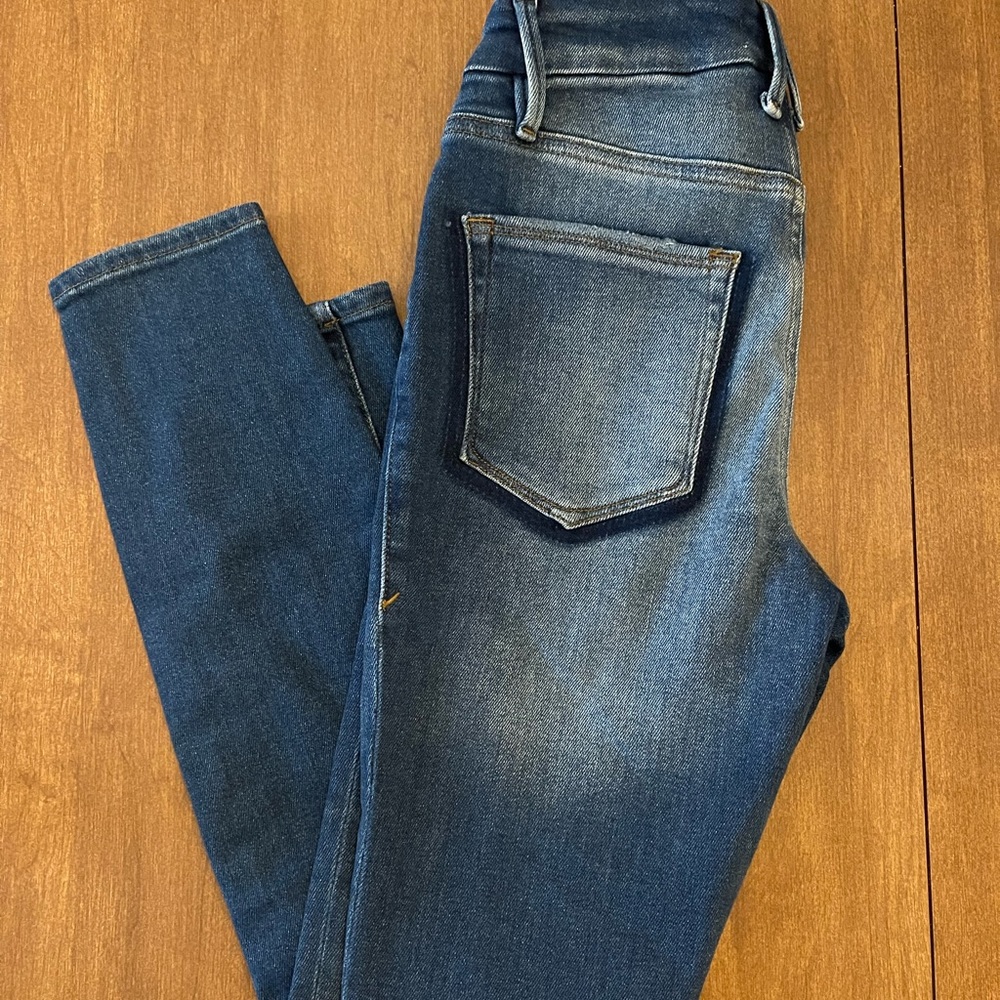 GOOD AMERICAN GOOD CLASSIC JEANS